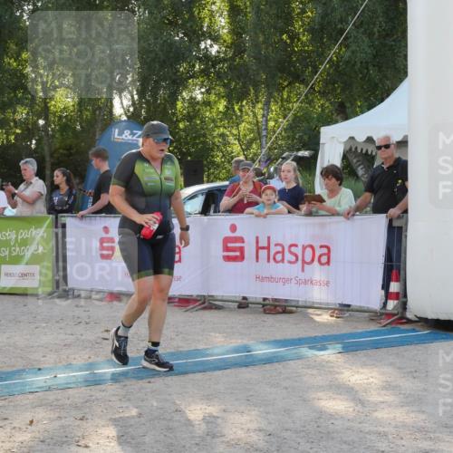 07.09.2025 - 19. Norderstedt Triathlon Zöllner http://msf.ph/oto/8796336 07.09.2025 17:12:59 Ziel 454 meine-sportfotos.de