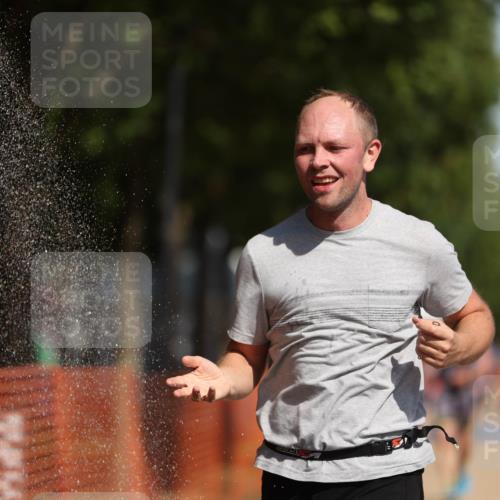07.09.2025 - 19. Norderstedt Triathlon Michael Strokosch http://msf.ph/oto/8796374 07.09.2025 12:19:40 Laufen 801 meine-sportfotos.de