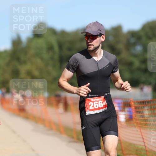 07.09.2025 - 19. Norderstedt Triathlon Michael Strokosch http://msf.ph/oto/8796404 07.09.2025 13:03:02 Laufen 233, 266 meine-sportfotos.de