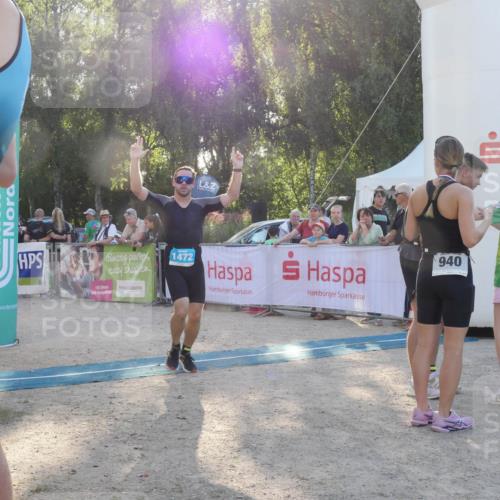 07.09.2025 - 19. Norderstedt Triathlon Zöllner http://msf.ph/oto/8796421 07.09.2025 17:14:30 Ziel 940, 1435, 1472 meine-sportfotos.de