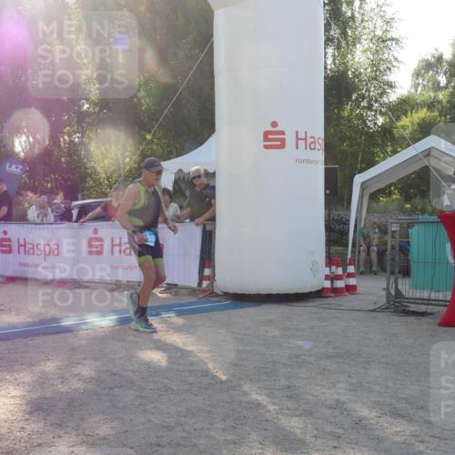 07.09.2025 - 19. Norderstedt Triathlon Zöllner http://msf.ph/oto/8796456 07.09.2025 17:14:49 Ziel 1455 meine-sportfotos.de