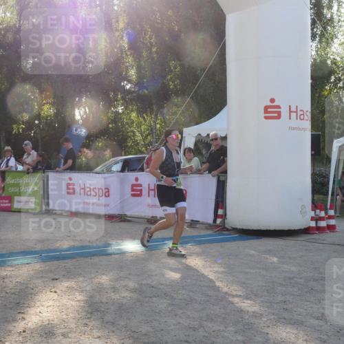 07.09.2025 - 19. Norderstedt Triathlon Zöllner http://msf.ph/oto/8796467 07.09.2025 17:15:11 Ziel 461 meine-sportfotos.de