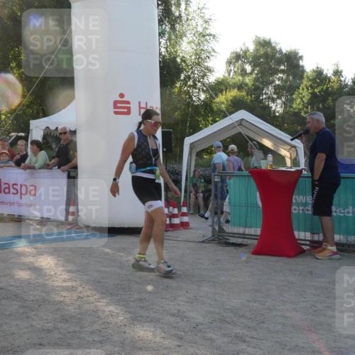 07.09.2025 - 19. Norderstedt Triathlon Zöllner http://msf.ph/oto/8796486 07.09.2025 17:15:12 Ziel 461 meine-sportfotos.de