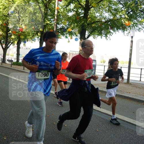 07.09.2025 - BARMER Alsterlauf Yannick Fuchs http://msf.ph/oto/8796499 07.09.2025 11:44:38 Laufen 1090, 10, 089 meine-sportfotos.de