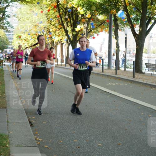 07.09.2025 - BARMER Alsterlauf Yannick Fuchs http://msf.ph/oto/8796533 07.09.2025 11:44:40 Laufen 8266, 62, 1163 meine-sportfotos.de