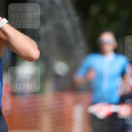 07.09.2025 - 19. Norderstedt Triathlon Michael Strokosch http://msf.ph/oto/8796556 07.09.2025 12:19:56 Laufen 215, 791, 815, 862 meine-sportfotos.de