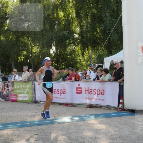 07.09.2025 - 19. Norderstedt Triathlon Zöllner http://msf.ph/oto/8796599 07.09.2025 17:16:39 Ziel 1419 meine-sportfotos.de