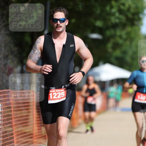 07.09.2025 - 19. Norderstedt Triathlon Michael Strokosch http://msf.ph/oto/8796612 07.09.2025 12:20:04 Laufen 140, 1225, 1278 meine-sportfotos.de