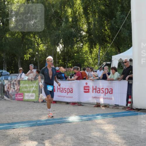 07.09.2025 - 19. Norderstedt Triathlon Zöllner http://msf.ph/oto/8796621 07.09.2025 17:16:51 Ziel 396 meine-sportfotos.de