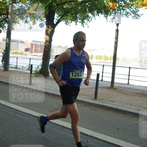 07.09.2025 - BARMER Alsterlauf Yannick Fuchs http://msf.ph/oto/8796640 07.09.2025 11:44:46 Laufen 1203 meine-sportfotos.de