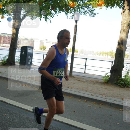 07.09.2025 - BARMER Alsterlauf Yannick Fuchs http://msf.ph/oto/8796645 07.09.2025 11:44:46 Laufen 1203 meine-sportfotos.de