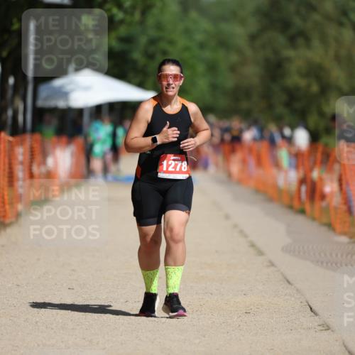 07.09.2025 - 19. Norderstedt Triathlon Michael Strokosch http://msf.ph/oto/8796669 07.09.2025 12:20:10 Laufen 140, 1278 meine-sportfotos.de