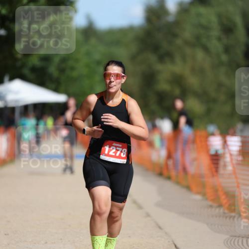 07.09.2025 - 19. Norderstedt Triathlon Michael Strokosch http://msf.ph/oto/8796683 07.09.2025 12:20:11 Laufen 140, 1278 meine-sportfotos.de
