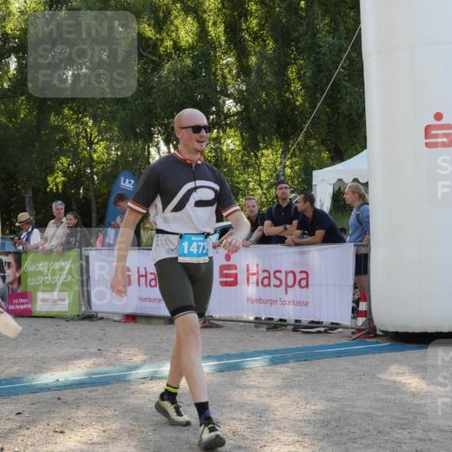 07.09.2025 - 19. Norderstedt Triathlon Zöllner http://msf.ph/oto/8796684 07.09.2025 17:19:13 Ziel 1473 meine-sportfotos.de