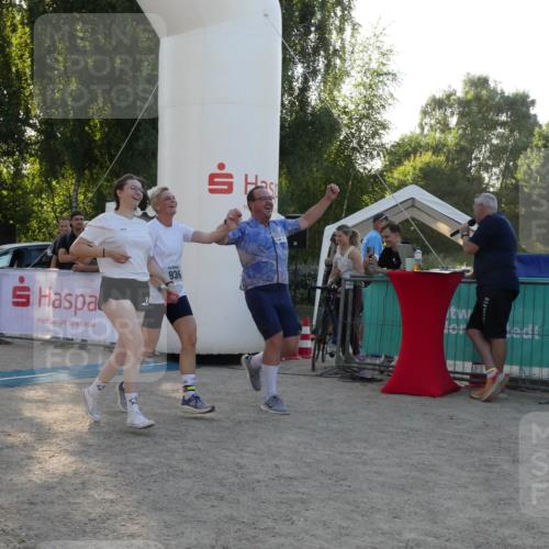 07.09.2025 - 19. Norderstedt Triathlon Zöllner http://msf.ph/oto/8796714 07.09.2025 17:19:26 Ziel 936 meine-sportfotos.de