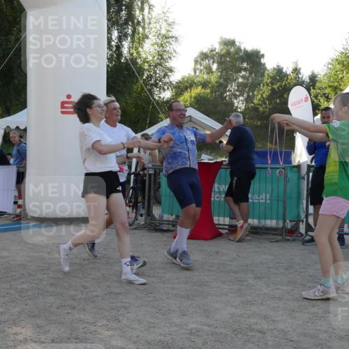 07.09.2025 - 19. Norderstedt Triathlon Zöllner http://msf.ph/oto/8796720 07.09.2025 17:19:27 Ziel 936 meine-sportfotos.de