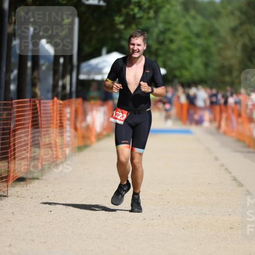 07.09.2025 - 19. Norderstedt Triathlon Michael Strokosch http://msf.ph/oto/8796726 07.09.2025 12:20:19 Laufen 1223 meine-sportfotos.de