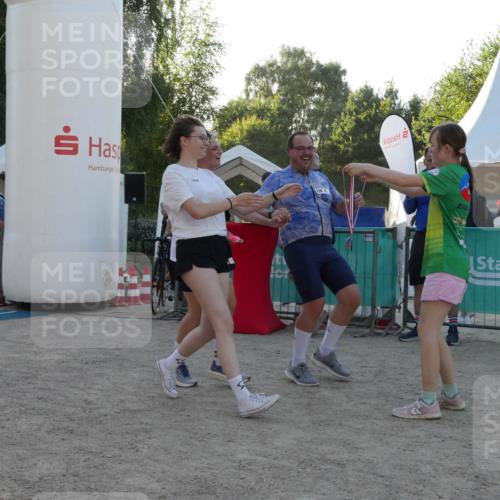 07.09.2025 - 19. Norderstedt Triathlon Zöllner http://msf.ph/oto/8796727 07.09.2025 17:19:27 Ziel 936 meine-sportfotos.de