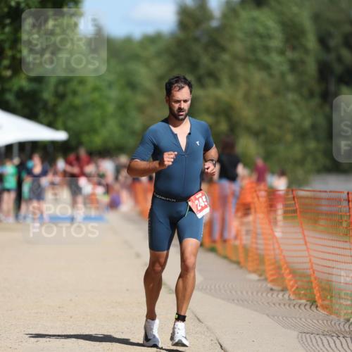 07.09.2025 - 19. Norderstedt Triathlon Michael Strokosch http://msf.ph/oto/8796781 07.09.2025 12:20:40 Laufen 245 meine-sportfotos.de