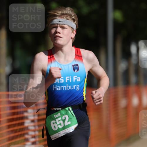 07.09.2025 - 19. Norderstedt Triathlon Michael Strokosch http://msf.ph/oto/8796785 07.09.2025 10:52:31 Laufen 84, 652 meine-sportfotos.de