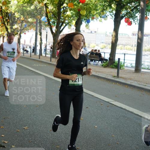 07.09.2025 - BARMER Alsterlauf Yannick Fuchs http://msf.ph/oto/8796787 07.09.2025 11:44:53 Laufen 1120, 1050, 217, 1092 meine-sportfotos.de
