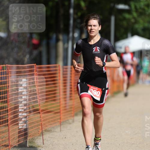 07.09.2025 - 19. Norderstedt Triathlon Michael Strokosch http://msf.ph/oto/8796871 07.09.2025 11:55:47 Laufen 1390 meine-sportfotos.de