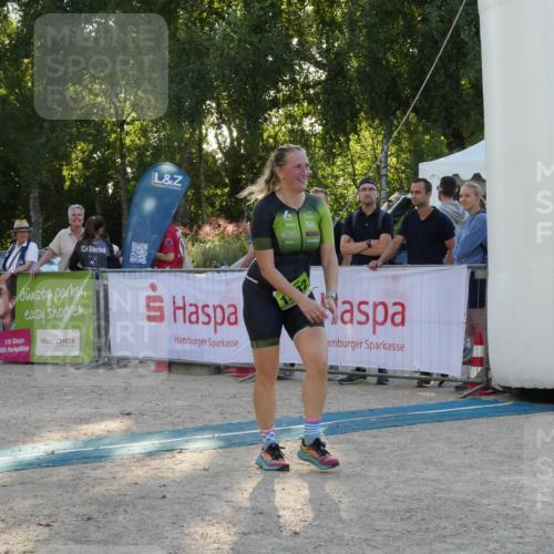 07.09.2025 - 19. Norderstedt Triathlon Zöllner http://msf.ph/oto/8796897 07.09.2025 17:22:26 Ziel 1482 meine-sportfotos.de