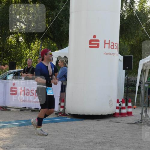 07.09.2025 - 19. Norderstedt Triathlon Zöllner http://msf.ph/oto/8796964 07.09.2025 17:23:54 Ziel 380 meine-sportfotos.de
