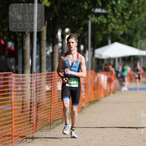 07.09.2025 - 19. Norderstedt Triathlon Michael Strokosch http://msf.ph/oto/8796973 07.09.2025 10:53:30 Laufen 653, 684 meine-sportfotos.de