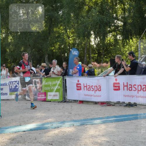 07.09.2025 - 19. Norderstedt Triathlon Zöllner http://msf.ph/oto/8796999 07.09.2025 17:26:02 Ziel 871, 1464 meine-sportfotos.de