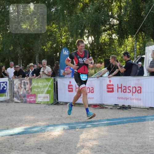 07.09.2025 - 19. Norderstedt Triathlon Zöllner http://msf.ph/oto/8797009 07.09.2025 17:26:03 Ziel 871, 1464 meine-sportfotos.de