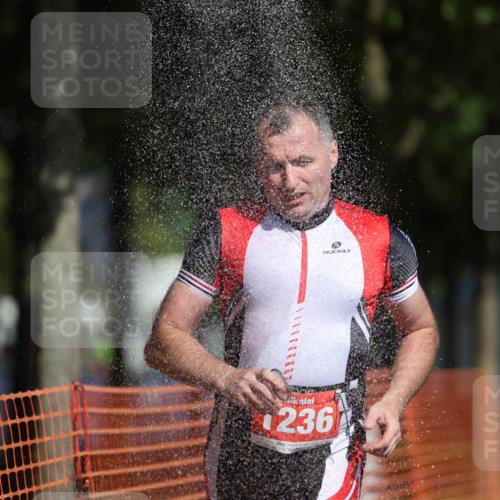 07.09.2025 - 19. Norderstedt Triathlon Michael Strokosch http://msf.ph/oto/8797020 07.09.2025 11:55:57 Laufen 1236 meine-sportfotos.de