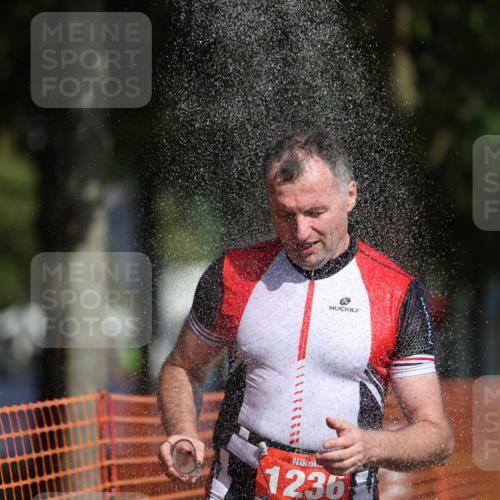07.09.2025 - 19. Norderstedt Triathlon Michael Strokosch http://msf.ph/oto/8797029 07.09.2025 11:55:58 Laufen 1236 meine-sportfotos.de