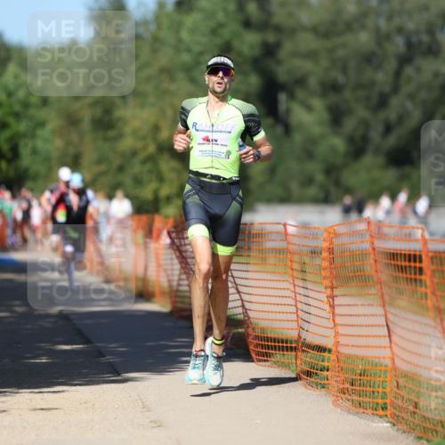 07.09.2025 - 19. Norderstedt Triathlon Michael Strokosch http://msf.ph/oto/8797058 07.09.2025 14:41:32 Laufen 1469 meine-sportfotos.de