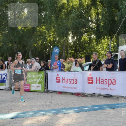 07.09.2025 - 19. Norderstedt Triathlon Zöllner http://msf.ph/oto/8797066 07.09.2025 17:27:18 Ziel 918 meine-sportfotos.de