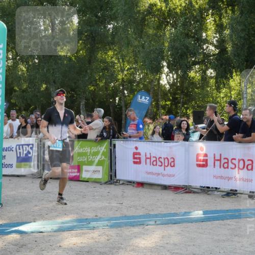 07.09.2025 - 19. Norderstedt Triathlon Zöllner http://msf.ph/oto/8797119 07.09.2025 17:28:53 Ziel 1412 meine-sportfotos.de