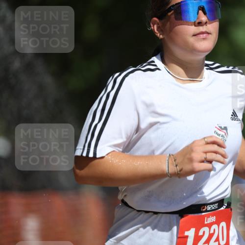 07.09.2025 - 19. Norderstedt Triathlon Michael Strokosch http://msf.ph/oto/8797131 07.09.2025 12:21:17 Laufen 233, 845, 1220 meine-sportfotos.de