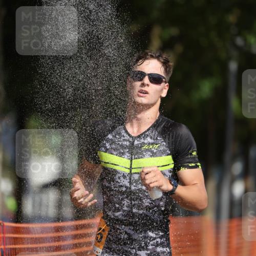 07.09.2025 - 19. Norderstedt Triathlon Michael Strokosch http://msf.ph/oto/8797156 07.09.2025 11:56:29 Laufen 1155, 1175 meine-sportfotos.de