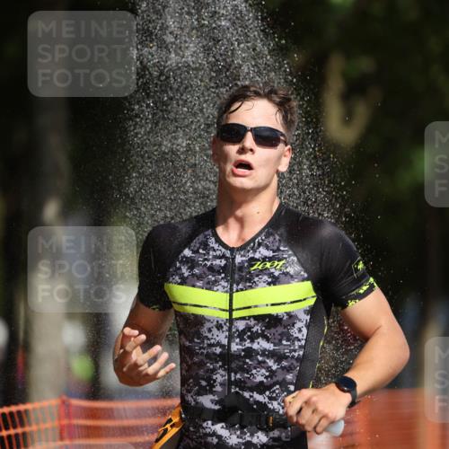 07.09.2025 - 19. Norderstedt Triathlon Michael Strokosch http://msf.ph/oto/8797173 07.09.2025 11:56:30 Laufen 1155, 1175 meine-sportfotos.de