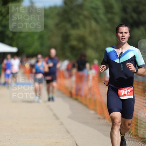 07.09.2025 - 19. Norderstedt Triathlon Michael Strokosch http://msf.ph/oto/8797194 07.09.2025 12:21:38 Laufen 741, 1363 meine-sportfotos.de