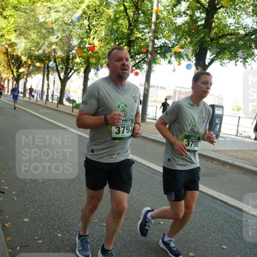 07.09.2025 - BARMER Alsterlauf Yannick Fuchs http://msf.ph/oto/8797201 07.09.2025 11:45:17 Laufen 10, 3797, 3798 meine-sportfotos.de
