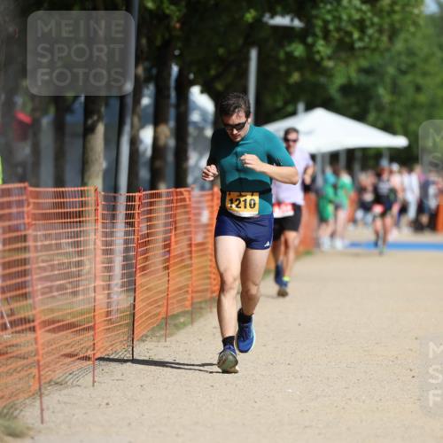 07.09.2025 - 19. Norderstedt Triathlon Michael Strokosch http://msf.ph/oto/8797236 07.09.2025 11:56:39 Laufen 1210, 1274 meine-sportfotos.de