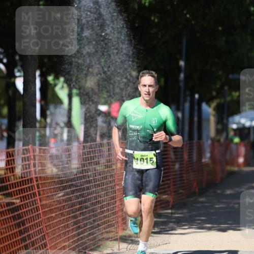 07.09.2025 - 19. Norderstedt Triathlon Michael Strokosch http://msf.ph/oto/8797320 07.09.2025 14:42:37 Laufen 1015 meine-sportfotos.de