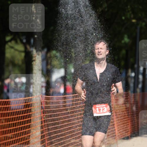 07.09.2025 - 19. Norderstedt Triathlon Michael Strokosch http://msf.ph/oto/8797324 07.09.2025 13:04:23 Laufen 141, 173, 1297 meine-sportfotos.de