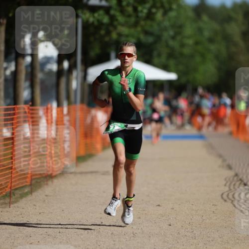 07.09.2025 - 19. Norderstedt Triathlon Michael Strokosch http://msf.ph/oto/8797395 07.09.2025 10:53:51 Laufen 87, 93, 672 meine-sportfotos.de
