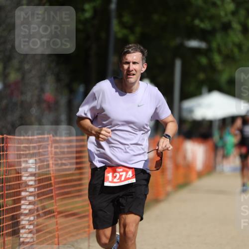07.09.2025 - 19. Norderstedt Triathlon Michael Strokosch http://msf.ph/oto/8797405 07.09.2025 11:56:46 Laufen 1210, 1274 meine-sportfotos.de