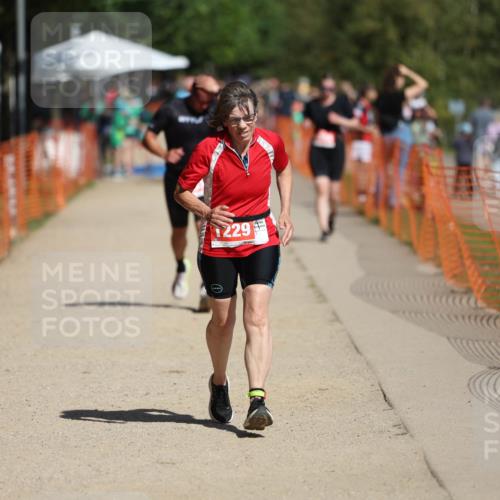 07.09.2025 - 19. Norderstedt Triathlon Michael Strokosch http://msf.ph/oto/8797452 07.09.2025 12:22:37 Laufen 253, 830, 1229 meine-sportfotos.de