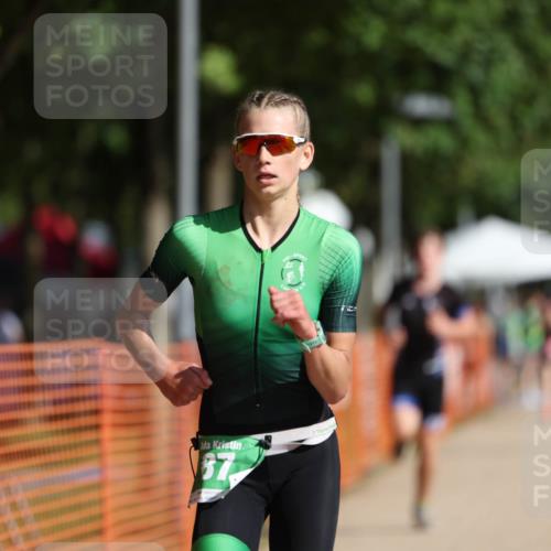 07.09.2025 - 19. Norderstedt Triathlon Michael Strokosch http://msf.ph/oto/8797456 07.09.2025 10:53:53 Laufen 87, 93 meine-sportfotos.de
