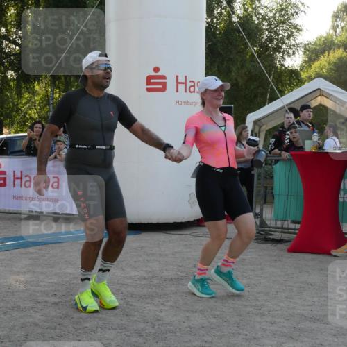 07.09.2025 - 19. Norderstedt Triathlon Zöllner http://msf.ph/oto/8797457 07.09.2025 17:32:03 Ziel 914, 1400, 1442 meine-sportfotos.de
