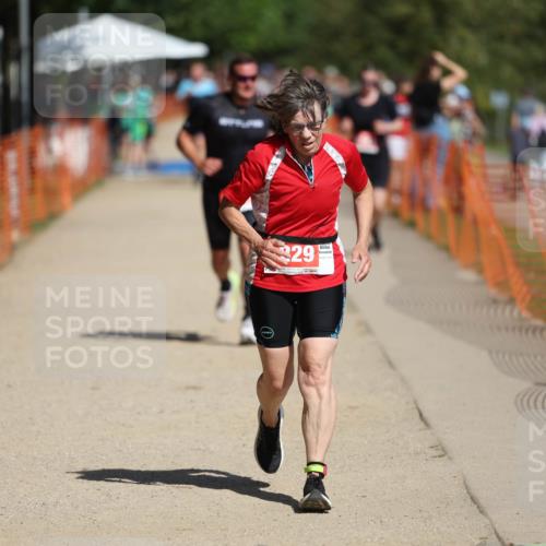 07.09.2025 - 19. Norderstedt Triathlon Michael Strokosch http://msf.ph/oto/8797467 07.09.2025 12:22:37 Laufen 253, 830, 1229 meine-sportfotos.de